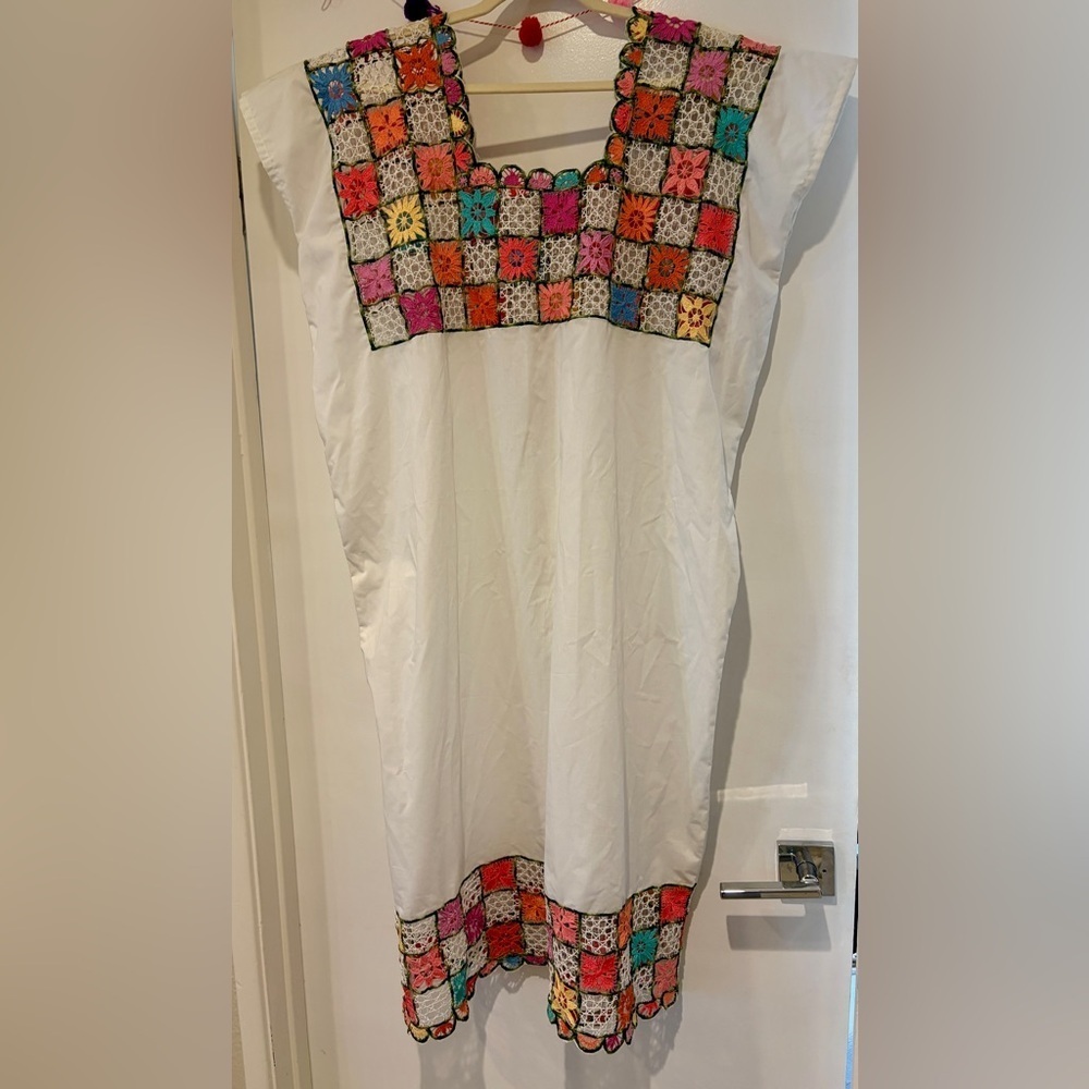 Hand Made Hand Crocheted Mexican Huipil dress white women’s Vintage